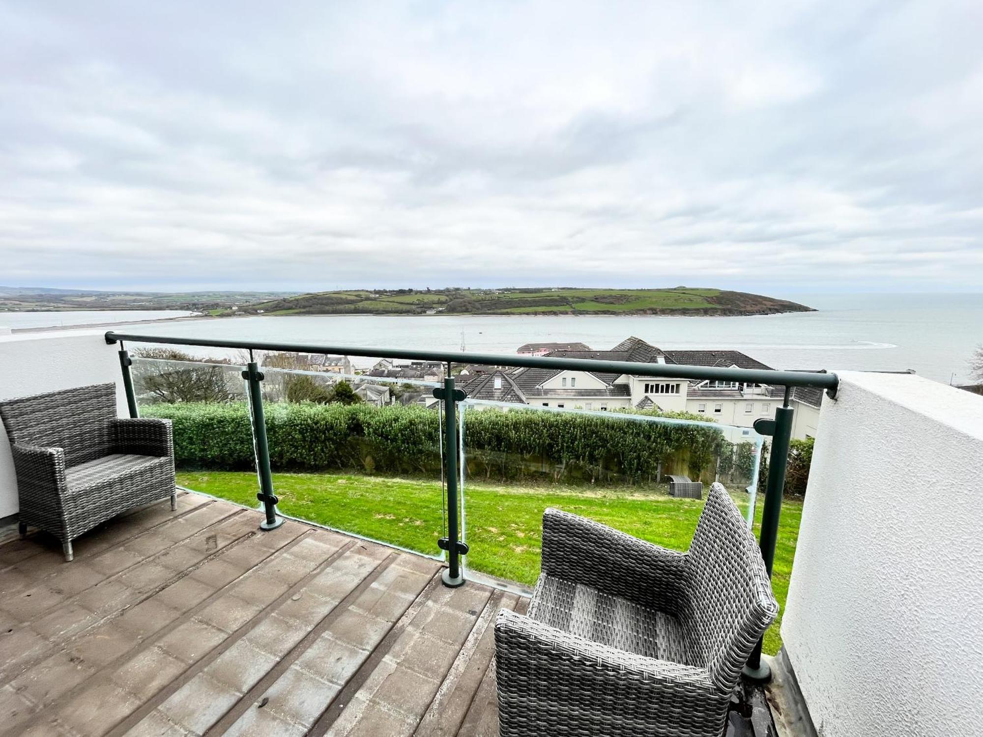 Sea Haven - My Tranquil Costal Retreat - Commanding Views Villa Youghal Exterior photo